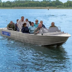 Wyatboat-700