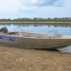 Wyatboat-700
