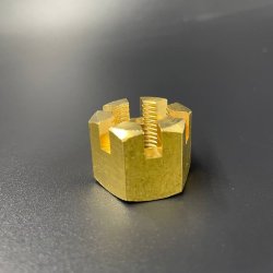 Гайка крепления гребного винта Yamaha 100-250, F75-350 (Yamaha)