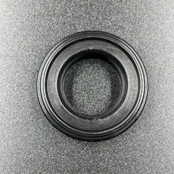 Уплотнение свечного колодца Honda BF135-150 (KACAWA)