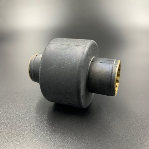 Втулка гребного винта резиновая Suzuki DT40-DT65, DF40-DF50, DF40A-DF60A (Omax)
