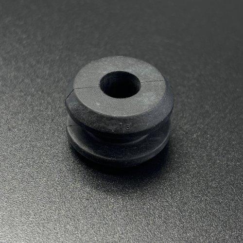 Втулка поддона Yamaha 25-250, F9.9-100 (Yamaha)