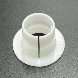 Втулка струбцины пластиковая Tohatsu 9.9-30, M40C, MFS25-30 (Omax)