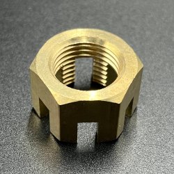 Гайка крепления гребного винта Yamaha 40-90, F25-100 (YUELANG)