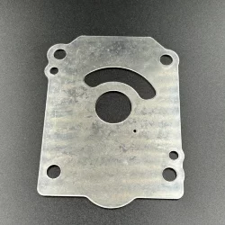Пластина помпы охлаждения Suzuki DF150-250, DF150-250(A) (Osaka)