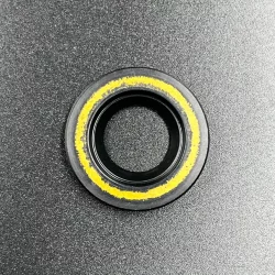 Сальник Yamaha (93101-16M36; 93101-16M01; 93104-16M04) (16x30x5) (KACAWA)