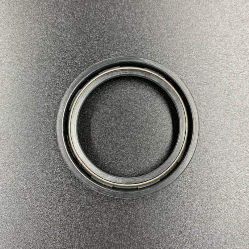 Сальник Yamaha (93102-32136; 93102-32M07) (32x42x6) (Omax)