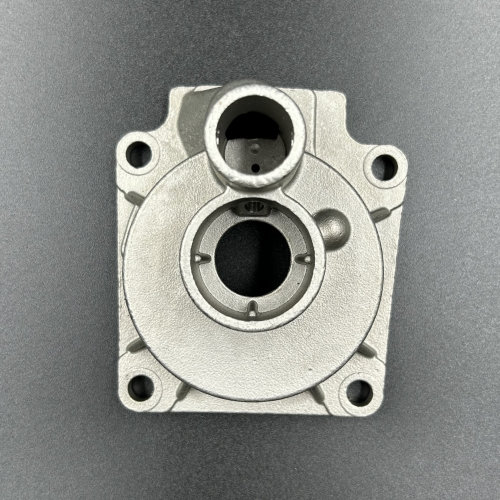 Корпус помпы охлаждения Suzuki DT20-40, DF40-50 (17411-94421; 17410-92L00) (Osaka)