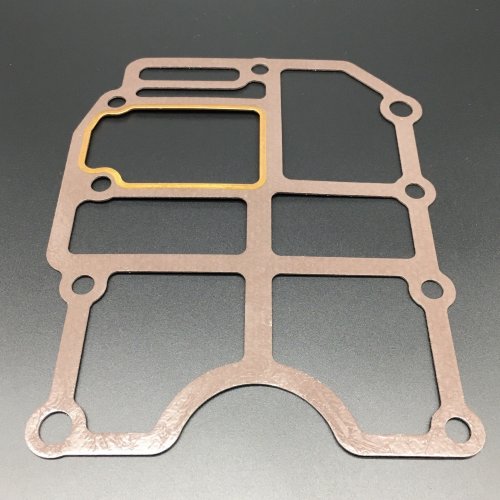 Прокладка под блок Suzuki DT75-85 (Suzuki)