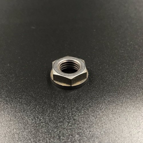 Гайка крепления пиньена Yamaha 9,9-15,F8-15 (Yamaha) (RAC)