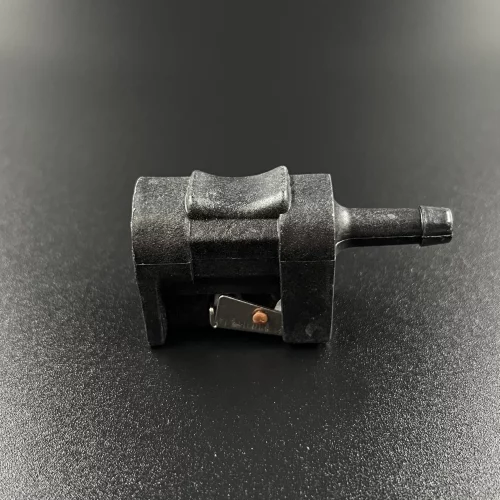 Коннектор топливный Yamaha 4-200, F4-50 (мама) (PREMARINE)