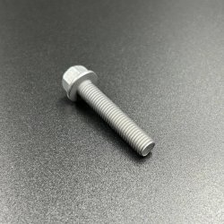 Болт крепления головки Yamaha 9.9-15 (GB5789(10.9);15F-0202) (YUELANG)