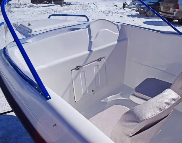 Wyatboat-470 У