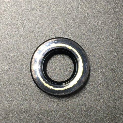 Сальник Yamaha (93101-11M23) (11.8x22x7) (Yamaha)