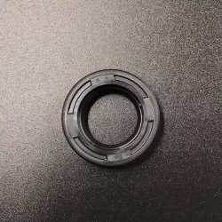 Сальник коленчатого вала Suzuki DT25-30 (14.7x25x6.5) (Suzuki)