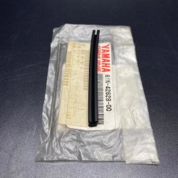 Уплотнение крышки капота Yamaha (RAC)