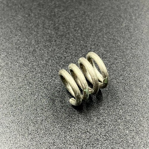 Пружина зажима хода поворота поворотной рамы двигателя Yamaha 6-50, F8-9.9 (Yamaha)
