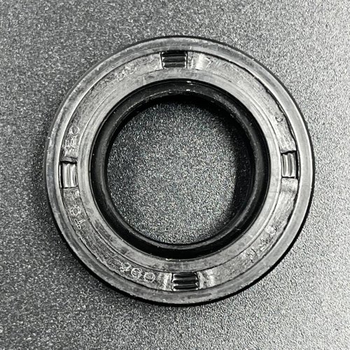 Сальник коленвала Tohatsu 8-9,8 MFS2.5-6 (20x35x7) (Osaka)