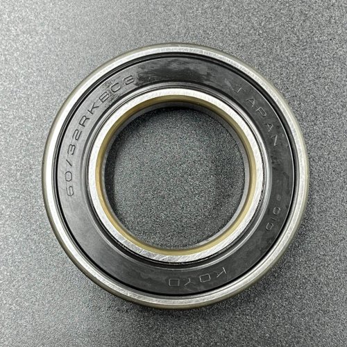 Подшипник Suzuki DF70-100 (32x58x13) (Suzuki)
