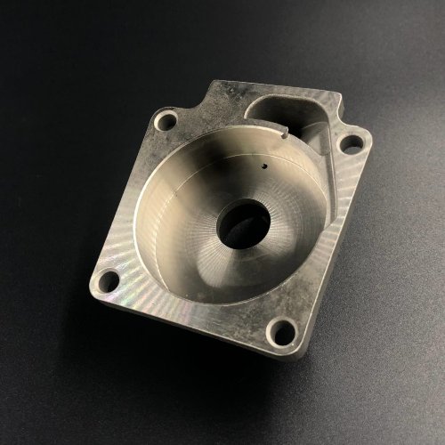 Корпус помпы охлаждения Suzuki DT20-40, DF40-50 (17411-94421; 17410-92L00) (Sinera)
